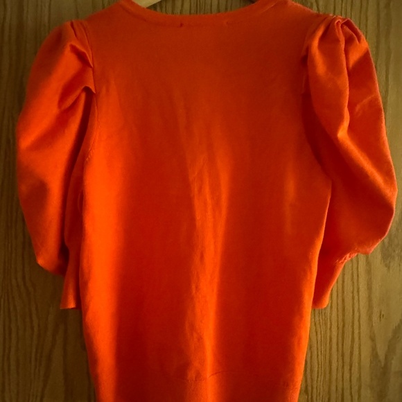 DKNY short sleeves sweater - Picture 2 of 2